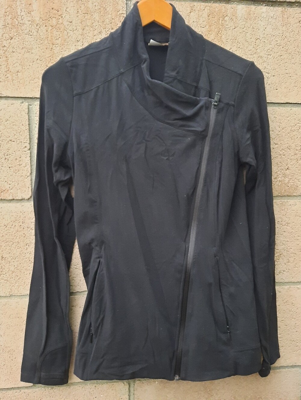 Athleta Women's On The Move Long Moto Asymmetric Zip Up Jacket Size S Black